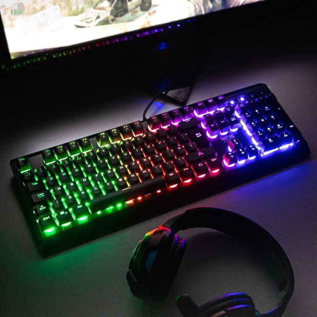 RGB%20LIGHTING%20GAMING%20USB%20KEYBOARD%20-%20Image%202