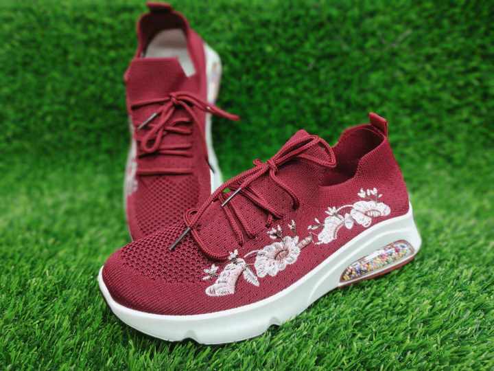 Soft%20China%20Stylish%20Women%20Sports%20Shoes%20Yarn%20PVC%20for%20Gym%20&%20Walking%20Shoes%20Soft%20Maroon%20Color.%20Sneakers%20Shoes%20for%20Girls%20and%20Women.%20Lotus.%20-%20Image%203