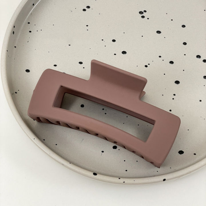 Matte%20Black%20Hair%20Clip%20For%20Women%20Fashion%20Elegant%20Hairgrips%20Large%20Hair%20Claw%20Clips%20MJD%20-%20Image%206