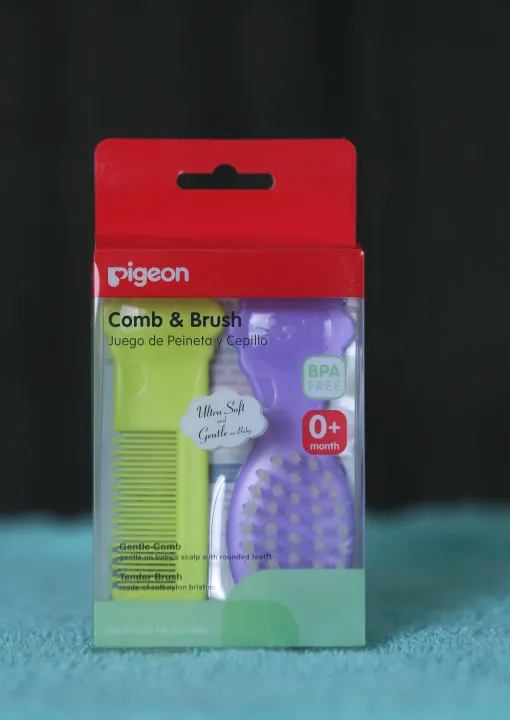 Pigeon%20Baby%20Comb%20&%20Brush%20-%20Image%202