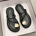 Sandals super hot pullover women wear 2024 new versatile flat summer Korean resort casual beach shoes. 