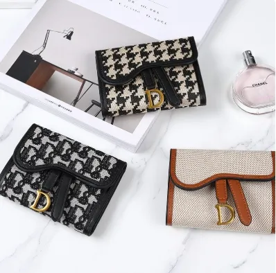 %E2%80%9CRetro%20European%E2%80%91American%20Long%20Women%E2%80%99s%20Wallet%20%E2%80%93%20Large%20Capacity%20D%E2%80%91Buckle%20Clutch,%20Multi%20Card%20Slots%20&%20Multi%E2%80%91Function%20Purse%E2%80%9D%20-%20Image%204