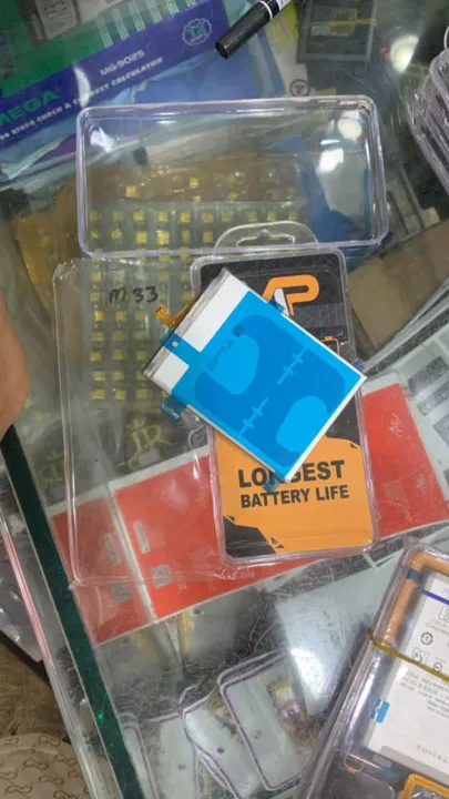 Samsung%20Galaxy%20A23,%20A23%205G,%20M33%205G,%20M52%205G,%20M53%205G%20-%20Battery%20EB-BM526ABY%205000mAh%20-%20GH82-27092A%20Genuine%20Service%20Pack%20-%20Image%203