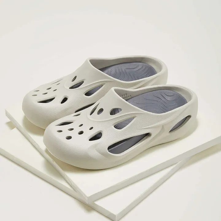 Ant%20Love%20Spring/Summer%20New%20Product%20for%20Home%20and%20Outdoor%20Wear:%20Simple%20Color%20Block%20Men's%20Hole%20Cool%20Slippers%20-%20Image%206