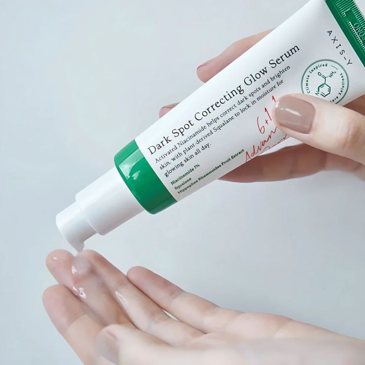 AXIS-Y%20Dark%20Spot%20Correcting%20Glow%20Serum,%2050ml%20-%20Niacinamide%20&%20Squalane%20for%20Brightening%20&%20Blemish%20-%20Image%204