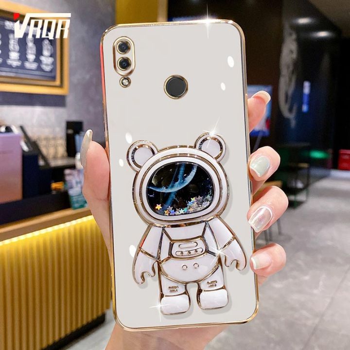 VRQR Luxury Soft Case For Huawei Nova 3i Back Cover Cute 3D Quicksand Astronaut Folding Stand Cover Huawei Nova 3 4