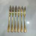 6 pcs golden colour Stainless Steel Dessert Cake Western Fork Small Fruit Fork Stainless Steel Moon Cake Fork Set For Restaurant.