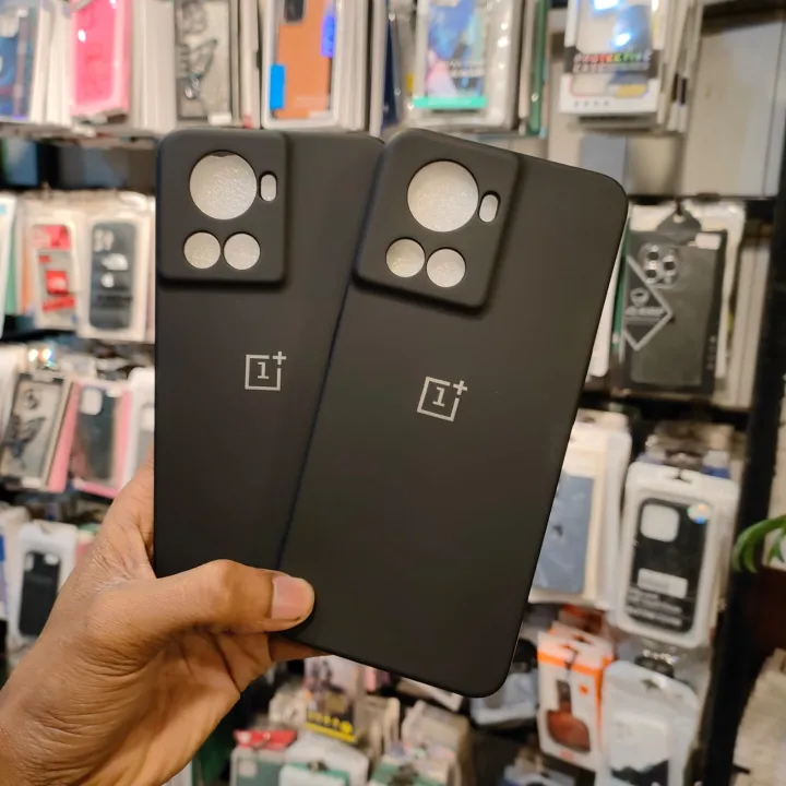 For%20OnePlus%2010R%20Stylish%20and%20Protective%20Logo%20Silicone%20Mobile%20Cover%20Casing-E-Store%20-%20Image%202
