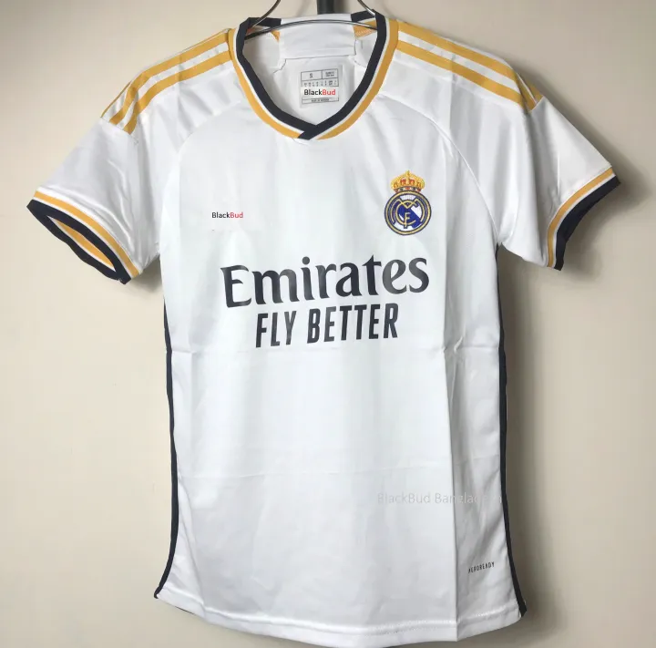Real%20Madrid%20Home%20Jersey%2023/24%20Fan%20Version%20Short%20Sleeves%20Football%20Jersey%20-%20Real%20Madrid%20Jersey%20-%20Image%202
