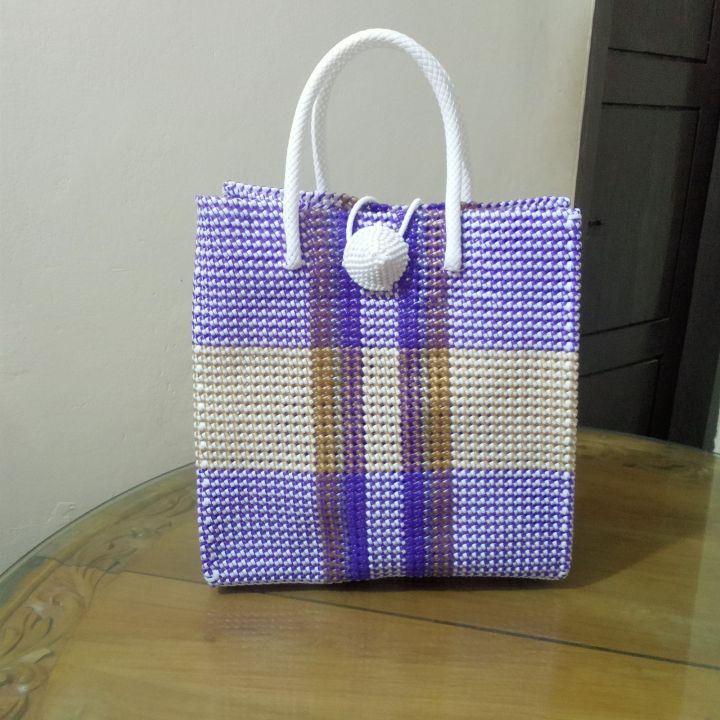 Nylon%20basket%20bag%20-%20Image%202