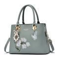Summer new style bag women's fashion bow hanging handbag trend ladies embroidered shoulder crossbody bag mom bag.