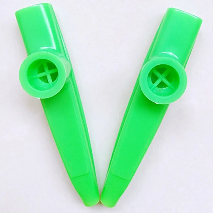 Plastic%20Kazoos%20Musical%20Instents%20with%20Kazoo%20Flute%20Diaphragms%20for%20Gift,%20Prize%20and%20Party%20Favors%205%20Colors%20(10%20Pieces)%20-%20Image%203