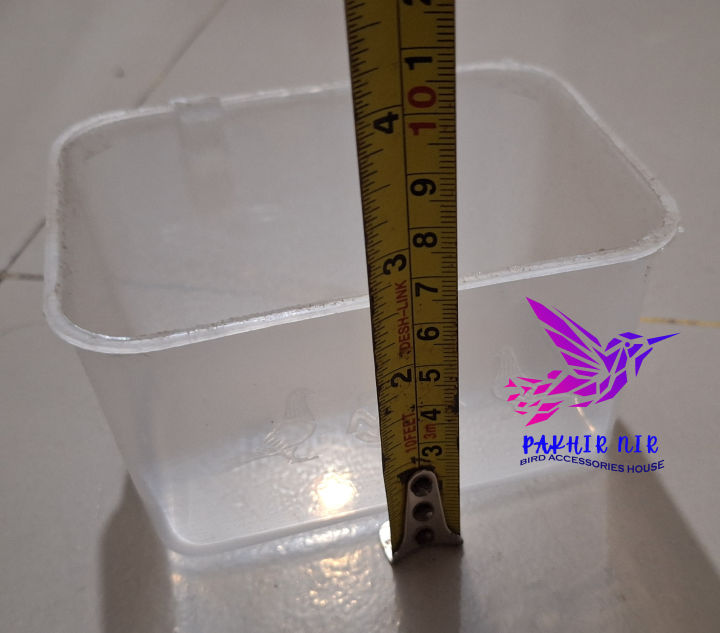 Food%20or%20water%20pot%20for%20your%20birds%20-%20Image%204