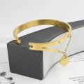 Design Luxury Brand Bracelet Women Hanging Heart Label Forever Love Pulseira Titanium steel Bangle Bracelets For Women Jewelry.