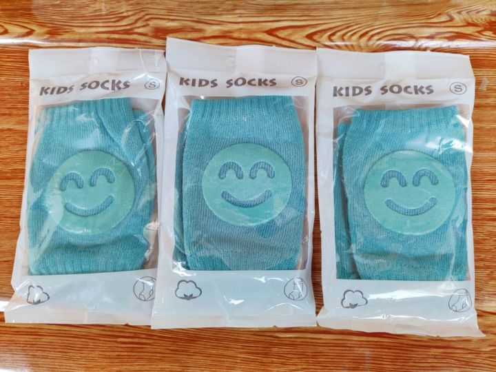 Baby%20Knee%20Protection%20Pad%20CN-%201Pair%20-%20Image%203