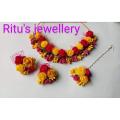 Artificial Jewellery Set holud ar Jewellery sets. 