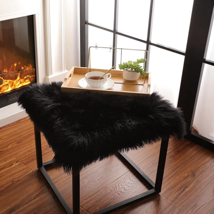 Soft%20Fluffy%20Faux%20Fur%20Sheepskin%20Rug%20Washable%20Carpet%20for%20Home%20Decoration%2040x40cm%20White%20-%20Image%202
