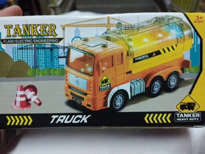 Electric%20TANKER%20Lighting%20Car%20Toy%20Kids%20Gift%20-%20Image%202
