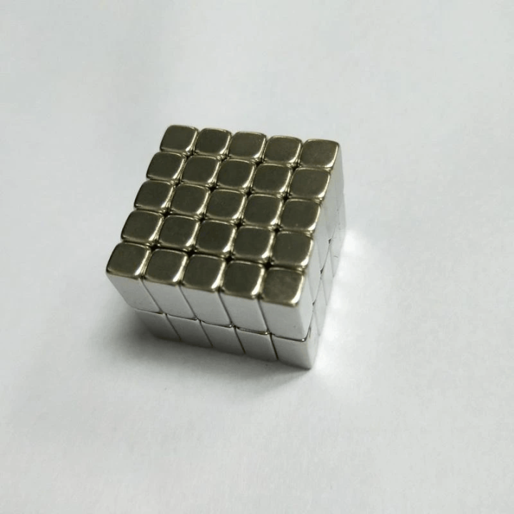 High-Quality%20Super%20Strong%20Nickel-Copper-Nickel%20Coated%20Neodymium%20Magnets%2010x5x5mm%20for%20DIY,%20Office,%20and%20Science%20Projects%20-%20Image%203