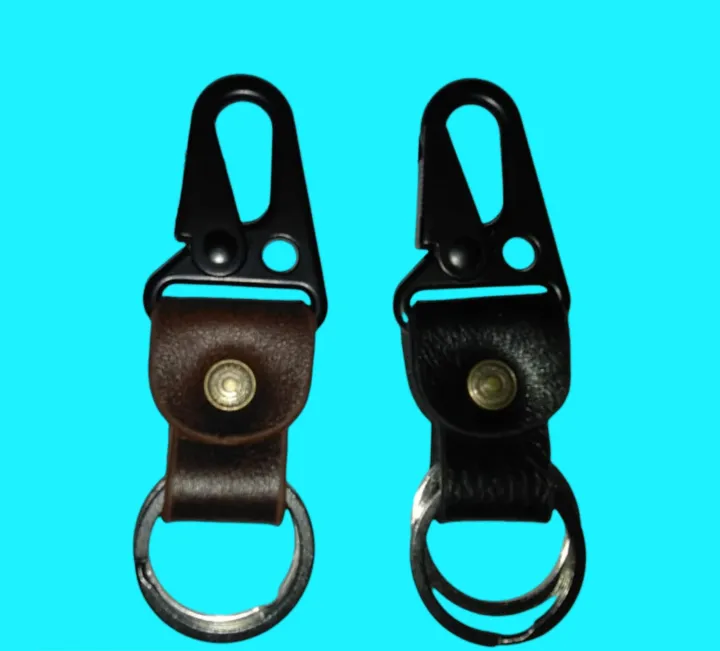 Mini%20Leather%20Key%20Ring%20With%20Lock%20System%20-%20Image%202