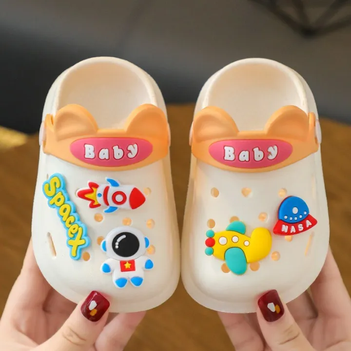 Cartoon%20Home%20Slippers%20Kids%20Fashion%20Cute%20Soft%20Soled%20Non-slip%20Sandals%20Summer%20New%20Design%20Shoes%20Baby%20Unisex%20PVC%20Round%20Head%20Slippers%20-%20Image%203
