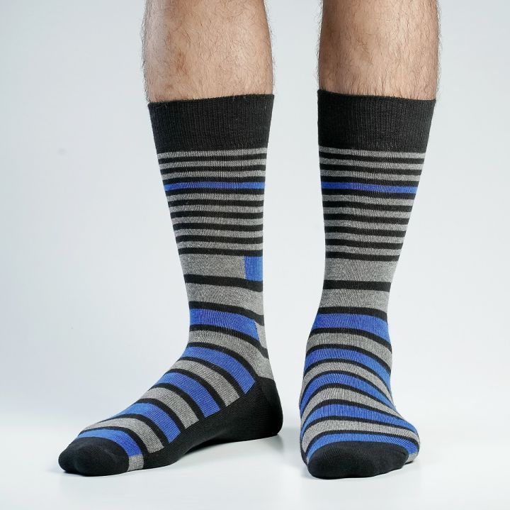 Premium%20Long%20Socks%20For%20Men%20-%20Image%205
