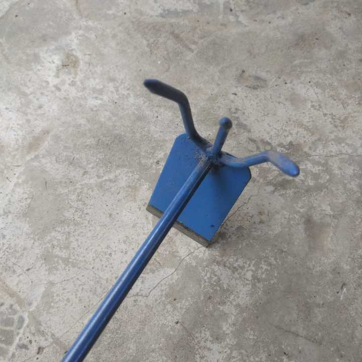 2%20in%201%20Multi%20Purpose%20Rake%20&%20Spade%20Garden%20Tools%20-%20Image%202
