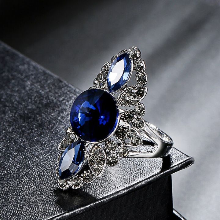 Vintage%20Women%20Fashion%20Jewelry%20Blue%20Rhinestone%20Engagement%20Wedding%20Ring%20-%20Image%2010