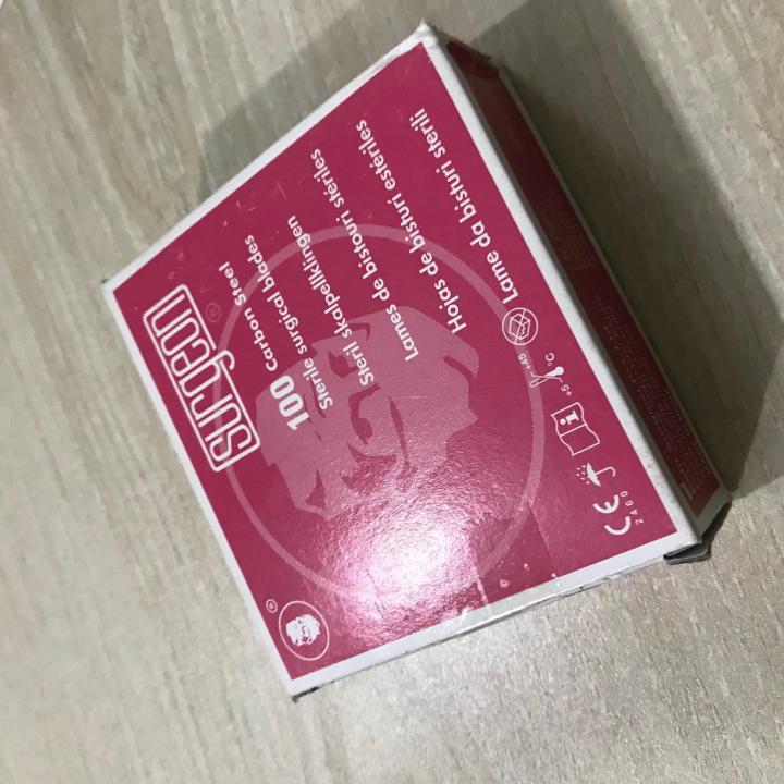 Surgeon%20Sterile%20Blades,%20Size-12%20(Box%20of%20100%20pcs)%20-%20Image%204