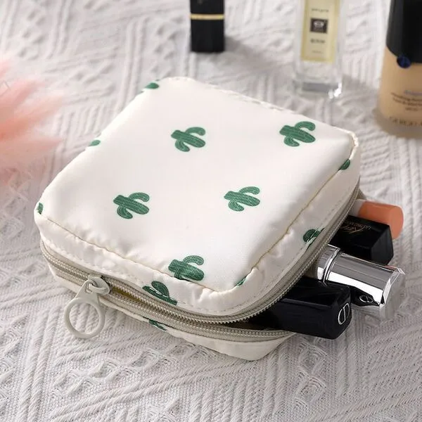 Cute%20Cartoon%20Sanitary%20Napkin%20Storage%20Bag%20for%20Girls%20%7C%20Large%20Capacity%20Waterproof%20Feminine%20Hygiene%20Organizer%20%7C%20Portable%20Travel%20Pouch%20for%20Sanitary%20Pads,%20Wipes,%20Medicines%20&%20Toiletries%20-%20Image%205