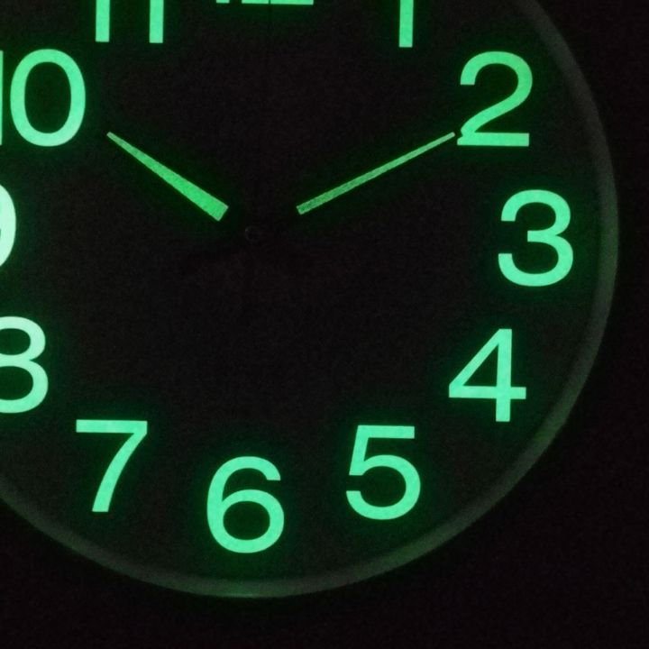12''%20Modern%20Luminous%20Large%20Quartz%20Wall%20Clock%20Glow%20In%20The%20Dark%20Bedroom%20Office%20-%20Image%206