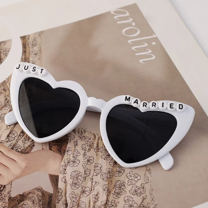 Just%20Married%20Love%20Shape%20Sunglasses%20Practical%20Photo%20Props%20Wedding%20Party%20Gifts%20For%20Women%20Men%20-%20Image%206