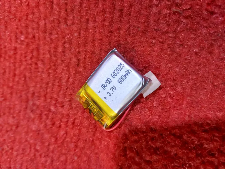 600mah%203.7v%20Smart%20Bluetooth%20Rechargeable%20Battery%20%20600mAh%20Battery%20Size%2020%20x%2025%20x%206%20mm%20Lithium%20Polymer%20For%20Bluetooth%20Earphone%20Battery%20-%20Image%204