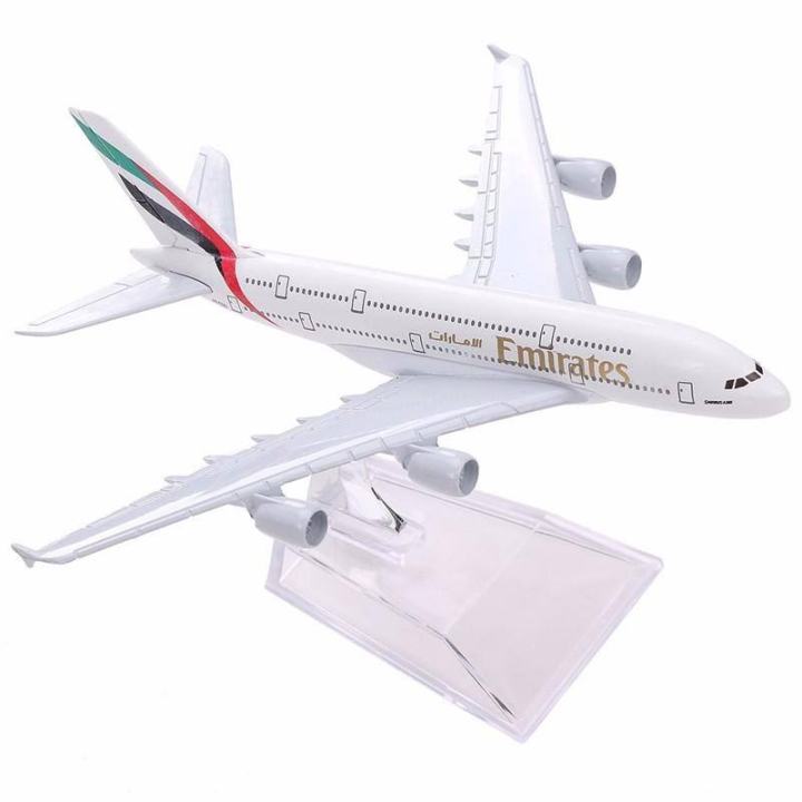 16cm%20Emirates%20Airline%20%20Diecast%20Aircraft%20Model%20Emirates%20Airplane%20-%20Image%202
