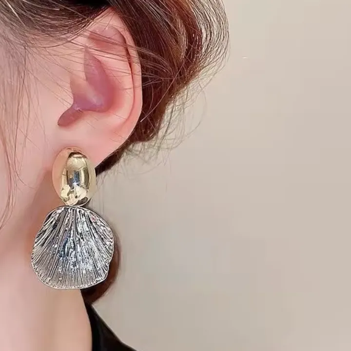 Fashionable%20and%20Simple%20Fan-Shaped%20Shell%20Temperament%20Drop%20Female%20Earrings%20for%20Women%20Jewelry%20Party%20Girl%20Accessories%20Gifts%20New%202024%20-%20Earrings%20for%20Girls%20Simple%20Stylish%20-%20Image%204
