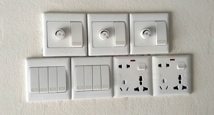 Super%20Star%204%20Gang%201%20Way%20Switch%20-%20Image%202