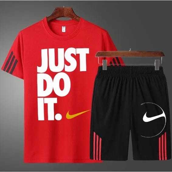 Combo%20Half%20T-Shirt%20And%203%20Quarter%20Pants%20For%20Man%20-%20Image%202