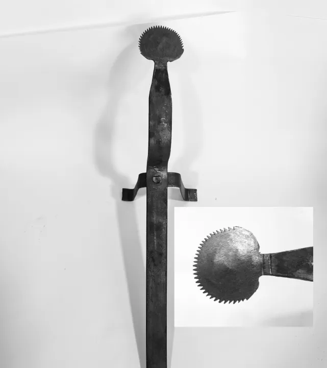 Iron%20Coconut%20Scraper%20Menual%20Handmade-%E0%A6%A8%E0%A6%BE%E0%A6%B0%E0%A6%BF%E0%A6%95%E0%A7%87%E0%A6%B2%20%E0%A6%95%E0%A7%8B%E0%A6%B0%E0%A6%BE%E0%A6%A8%E0%A6%BF%20Kitchen%20Tools%20-%20Image%203