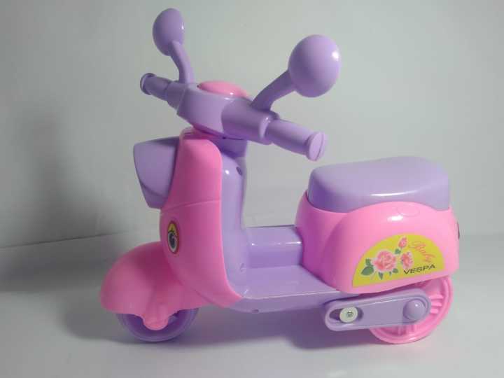 Vespa%20Scooter%20Toys%20Pull%20String%20for%20Toys%20with%20Light%20-%20Car%20Toy%201pc%20-%20Image%202