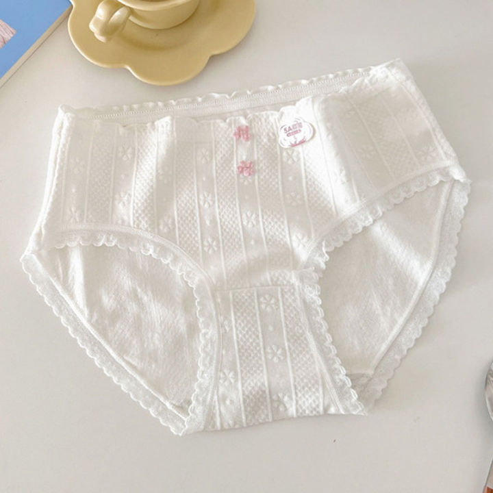 Pure%20Cotton%20Antibacterial%20Panties%20Women%20Soft%20and%20Comfortable%20Ladies%20Girls%20Simple%20Low%20Waist%20Half%20Hip%20Briefs%20Women's%20Panties%20-%20Image%202