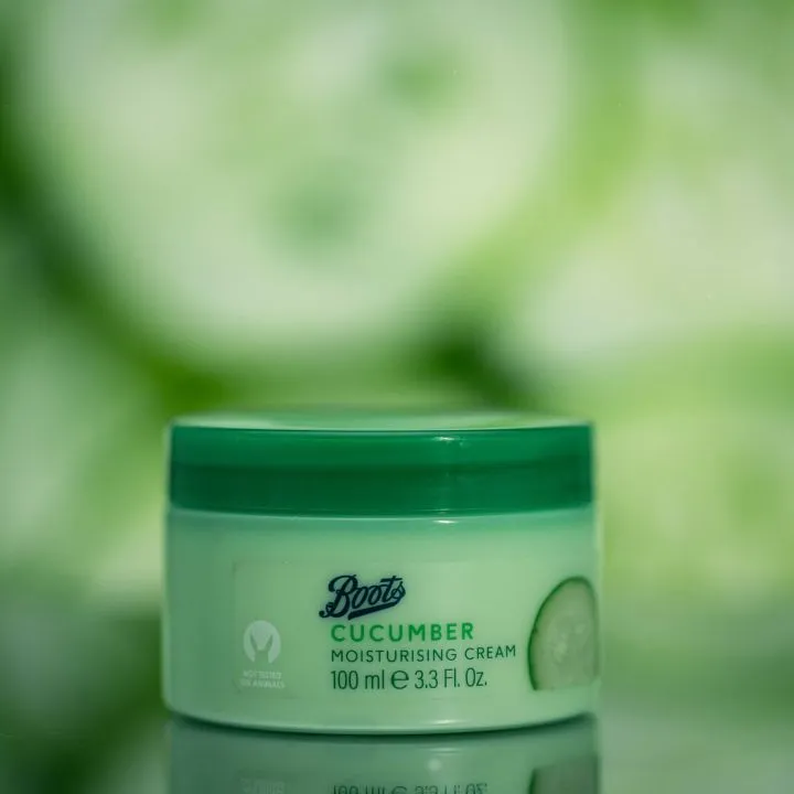 Boots%20Cucumber%20Moisturising%20Cream%20-%20100%20ml%20-%20Image%204