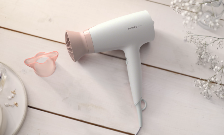 Philips%203000%20Series%20Hair%20Dryer%20BHD300%20%E2%80%93%20ThermoProtect%201600W%20-%20Image%204