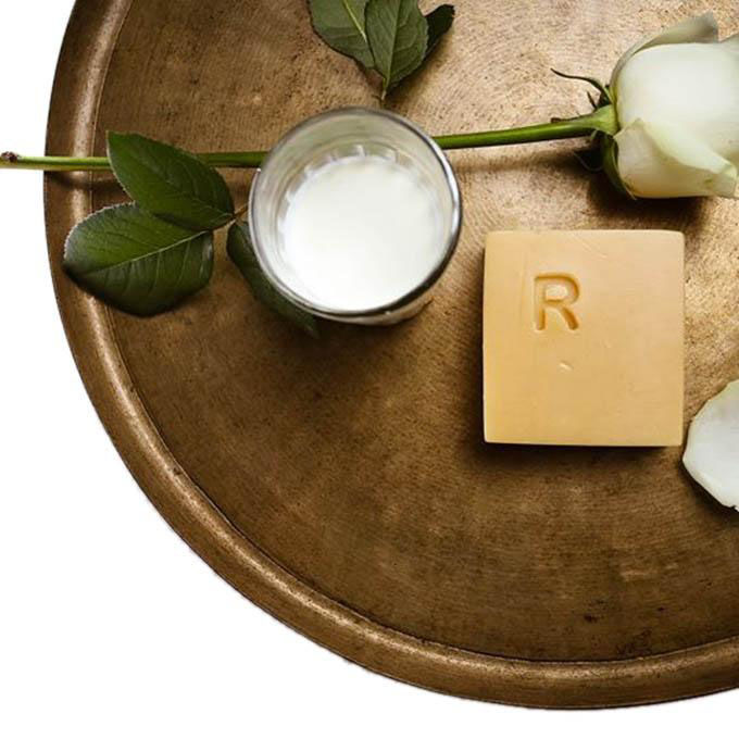 Ribana%20Organic%20Goat's%20Milk%20Beauty%20Soap%20Bar-%20110gm%20-%20Image%204