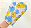 Solimo 100% Cotton Padded Oven Gloves Paisley- Multicolour.