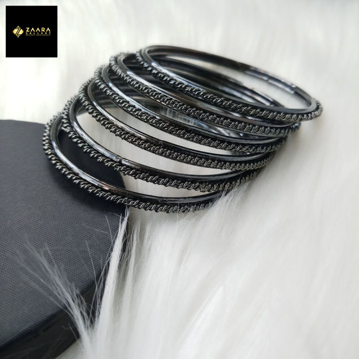 Simple Designed Pretty Metal Black Bangles For Women M-BD151B
