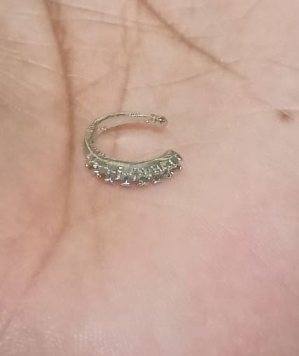 Elegant%20Gold%20&%20Silver%20Plated%20Nose%20Pin%20with%20Sparkling%20CZ%20Stones%20%E2%80%93%20Minimalist%20Nose%20Ring%20for%20Everyday%20Glam"%20-%20Image%203