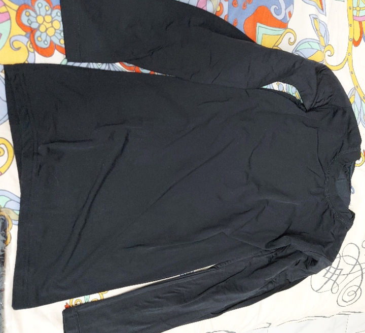 Full%20Sleeve%20Plain%20Skin%20T-Shirt%20Dri-Fit%20Base%20Layer%20For%20Sports%20-%20Enhance%20Your%20Performance%20With%20Dri-Fit%20Compression%20Top%20-%20Image%205