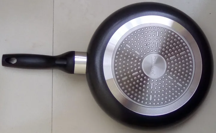 Prestiege%20INDUCTION%20Fry%20pan%2022%20cm%20with%20glass%20lid%20-%20Image%205