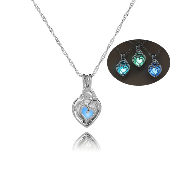 %EF%BC%88New%EF%BC%89Glow%20in%20the%20Dark%20Fahion%20Women%20Love%20Heart-haped%20Hollow%20Pendant%20Chain%20Necklace%20-%20Image%202