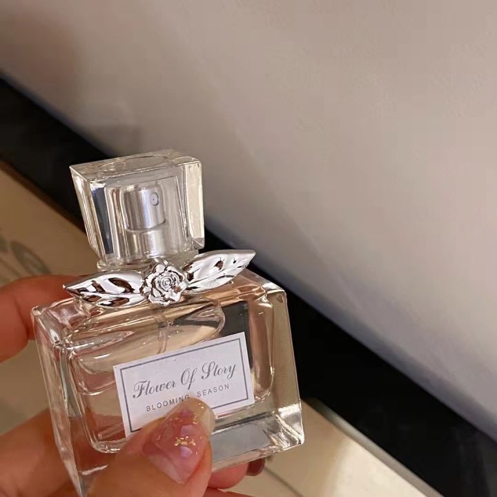 Ladies%20perfume%20of%20fresh%20light%20fragrance%20sweetheart%20miss%20True%20me%20eau%20de%20toilette%203%20in%201%20Set%20Pocket%20Perfume%20For%20All%2025Ml*3=75%20ML%20-%20Image%203